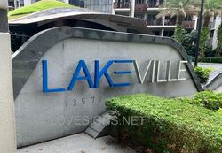 Lakeville (D22), Condominium #635529311